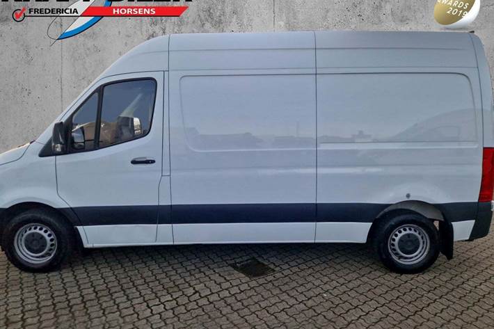 Hvid Mercedes Sprinter 314 fra 2020