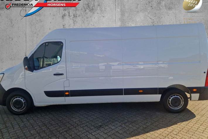 Hvid Renault Master IV T35 fra 2021