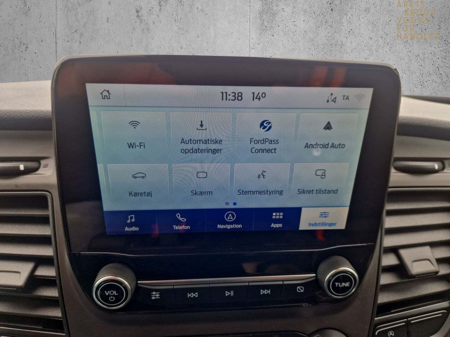 Rød Ford Transit 350 L2 Van fra 2021