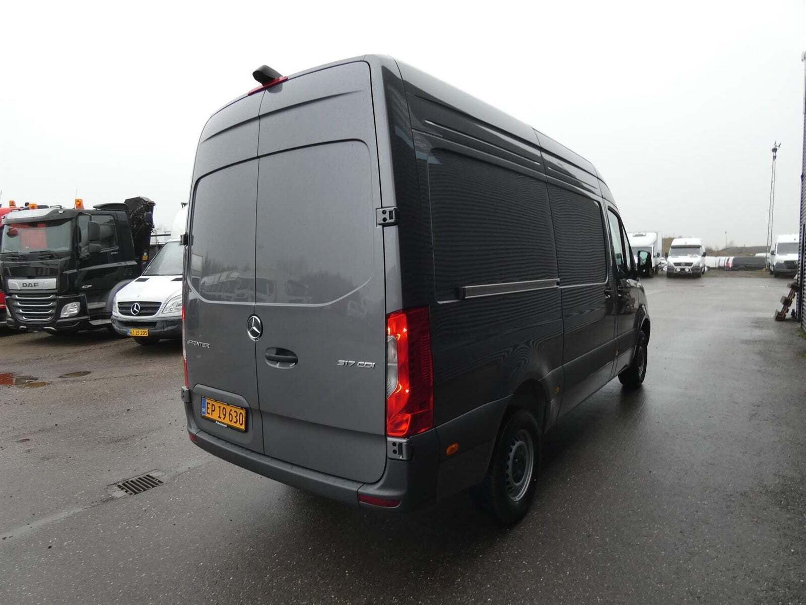 Mercedes Sprinter 317 2,0 CDi A2 Kassevogn PRO aut. RWD