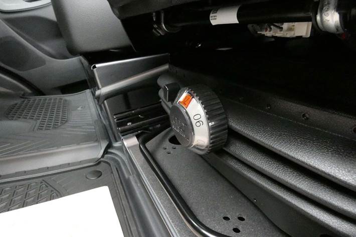 Grå Mercedes Sprinter 317 fra 2025