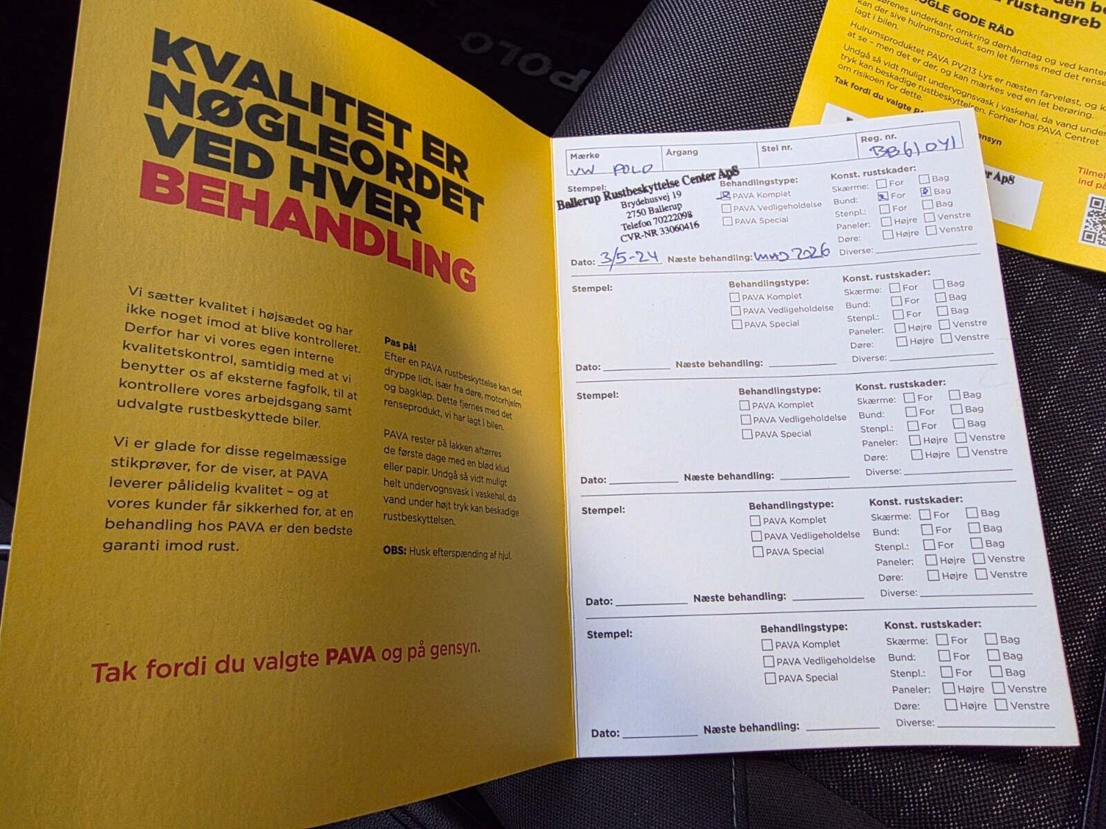 Grå VW Polo fra 2016