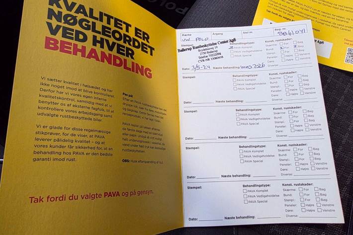 Grå VW Polo fra 2016