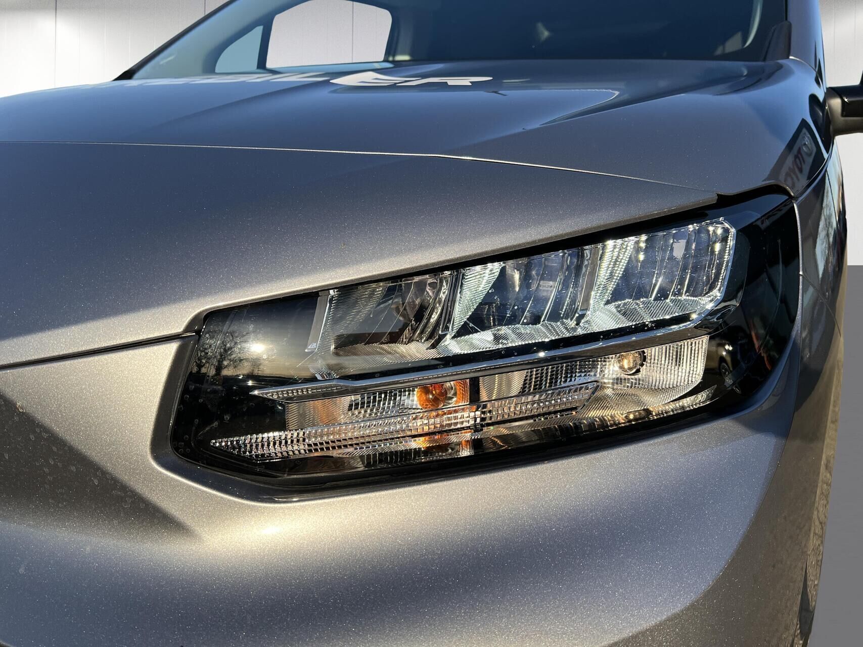 Grå Toyota ProAce fra 2026