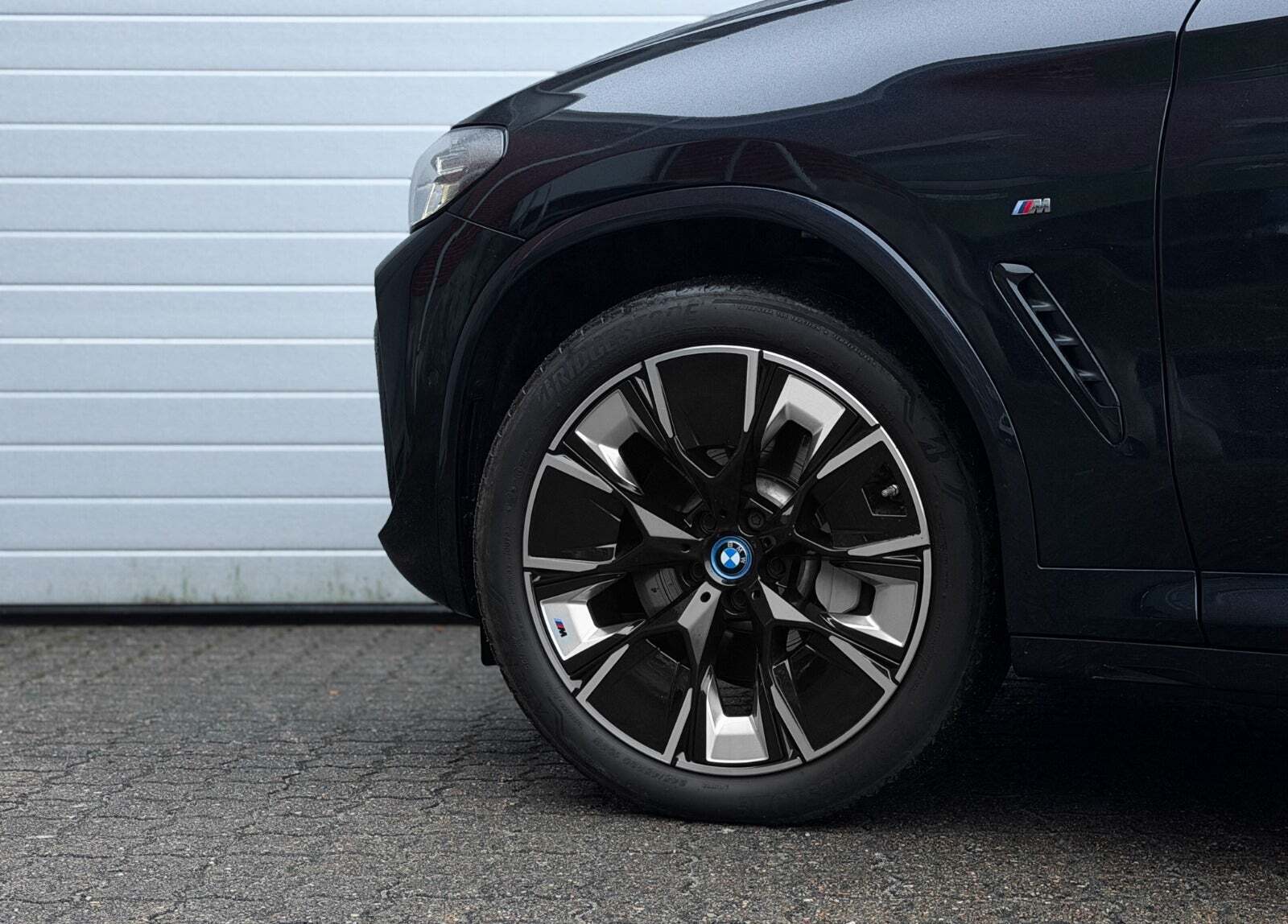 BMW iX3 Charged Plus M-Sport