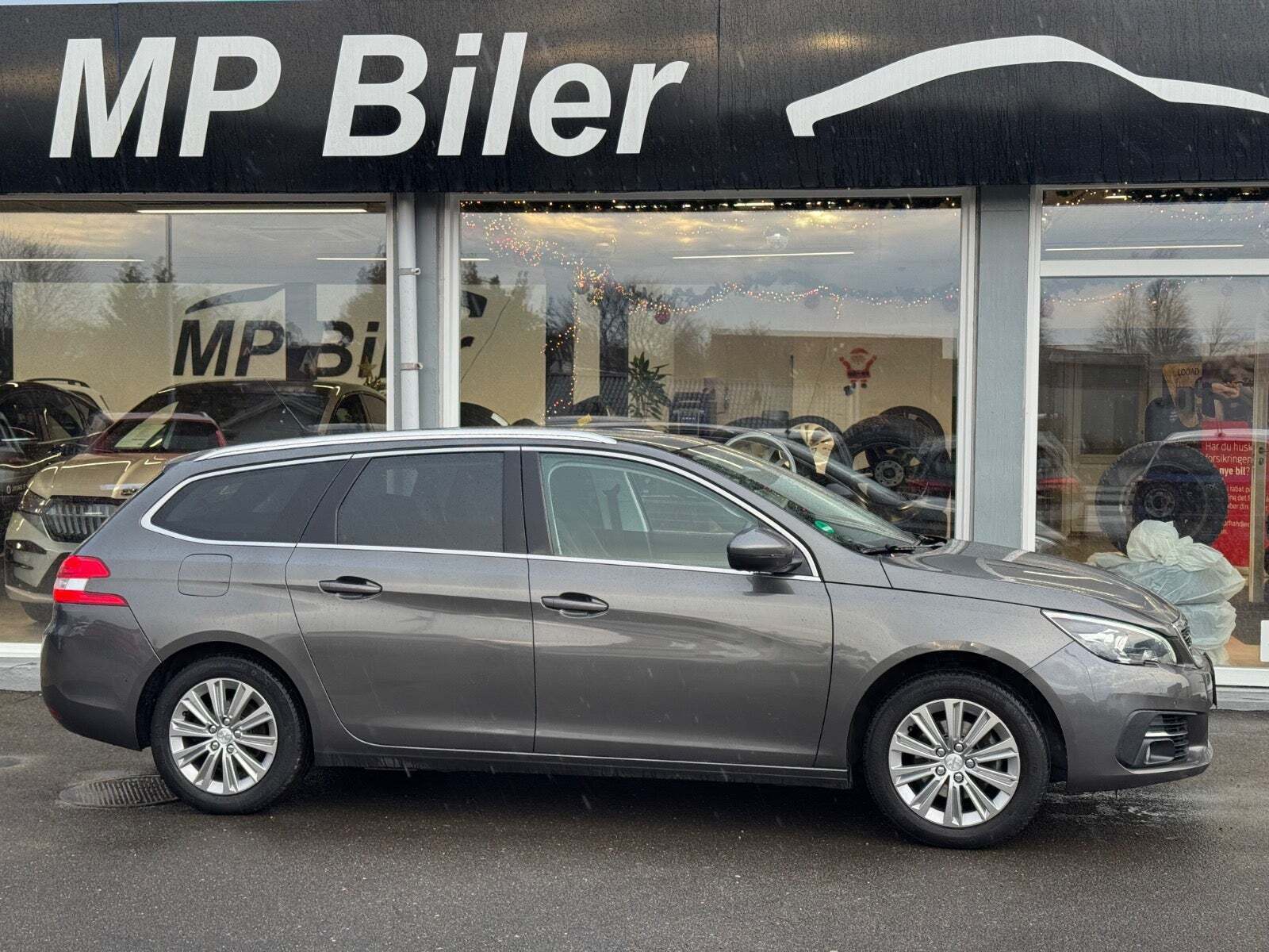 Peugeot 308 1,6 BlueHDi 120 Allure Sky SW