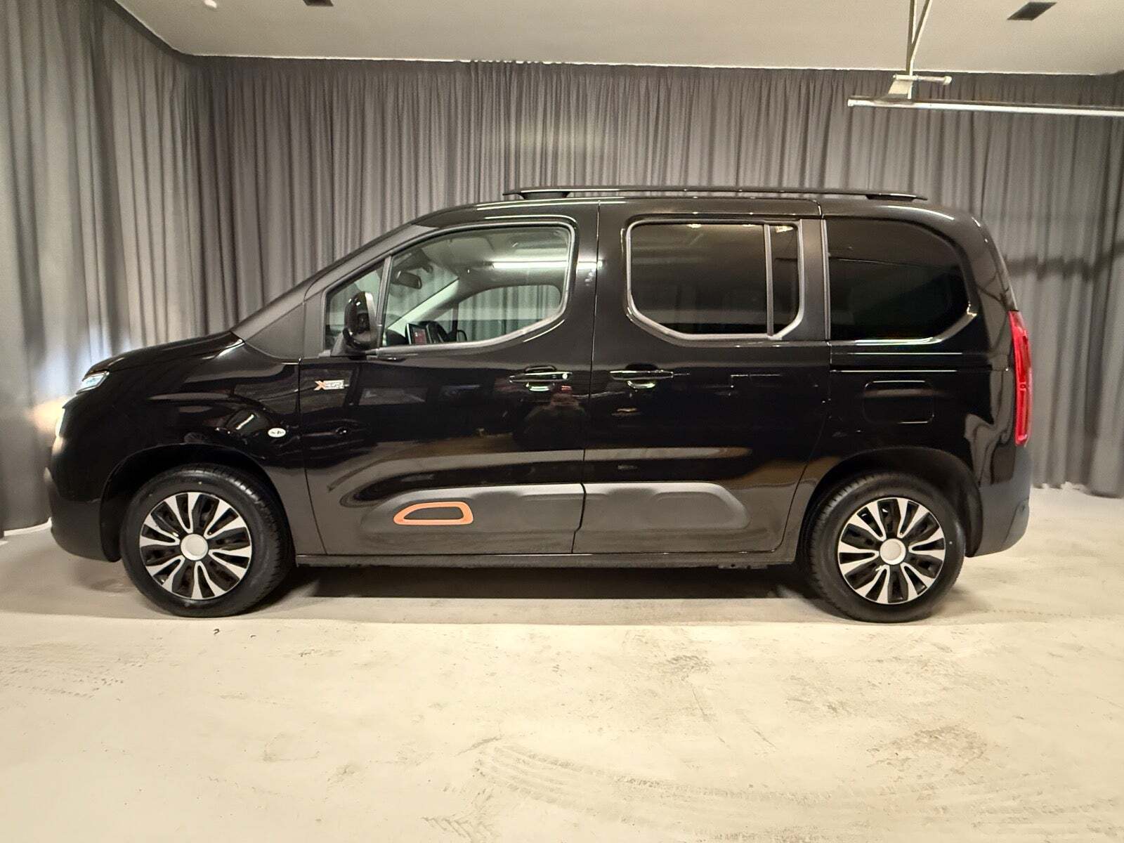 Citroën Berlingo 1,5 BlueHDi 100 Iconic XTR