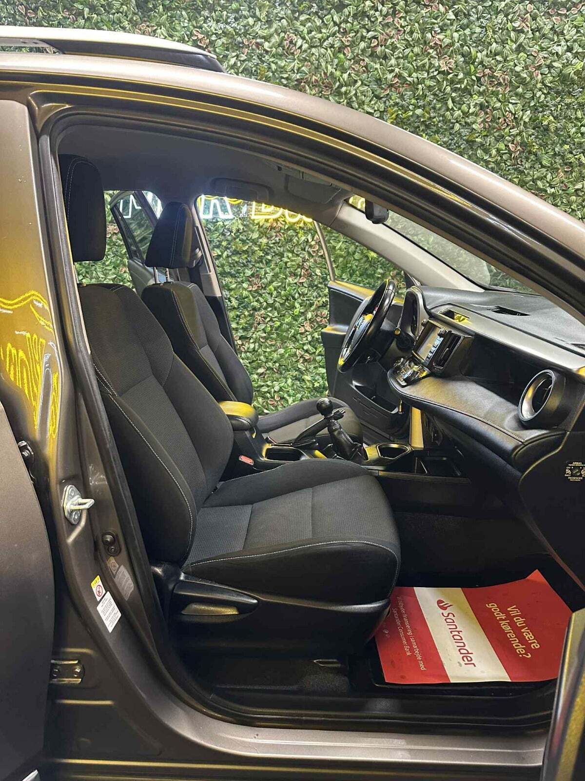 Toyota RAV4 2,0 D-4D T3