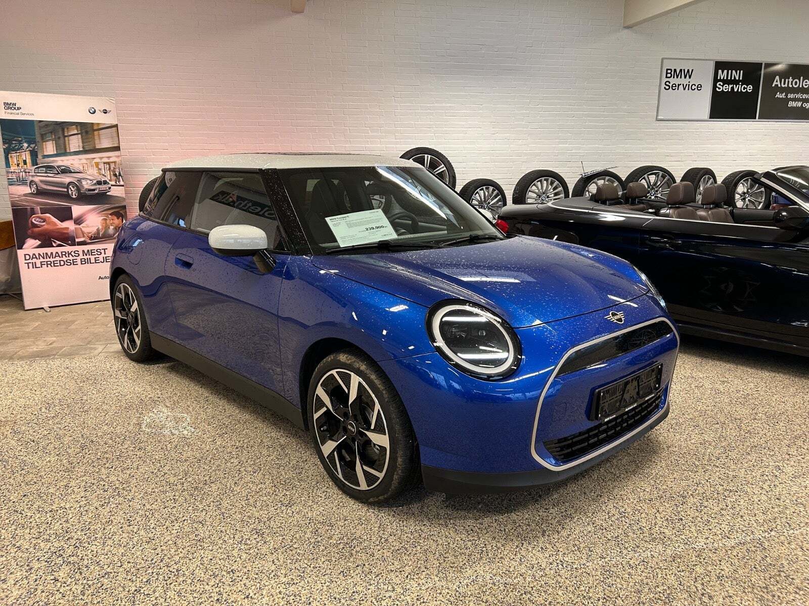 Mini Cooper E Favoured Trim M