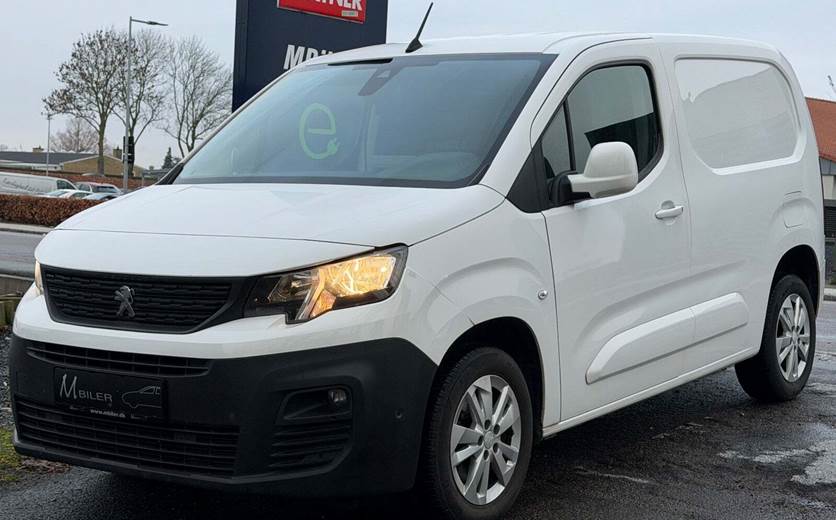 Peugeot Partner 1,5 BlueHDi 130 L1V1 Ultimate EAT8 Van
