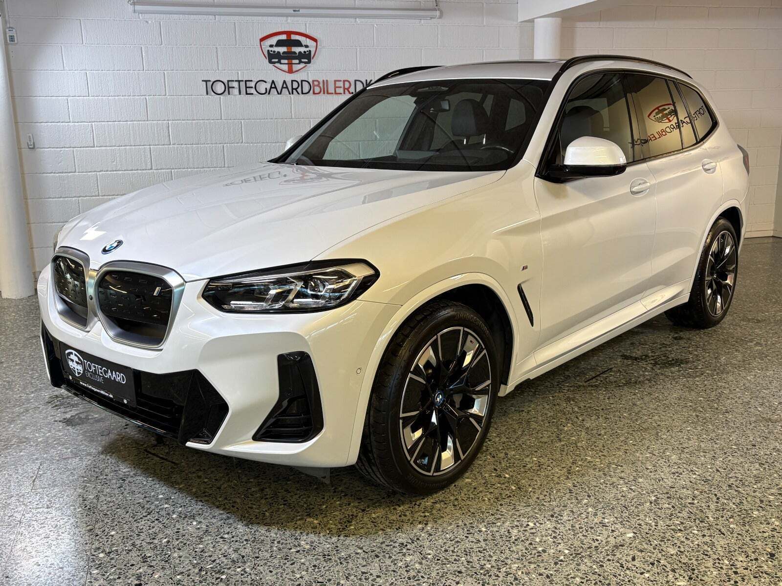 BMW iX3 Charged Plus M-Sport