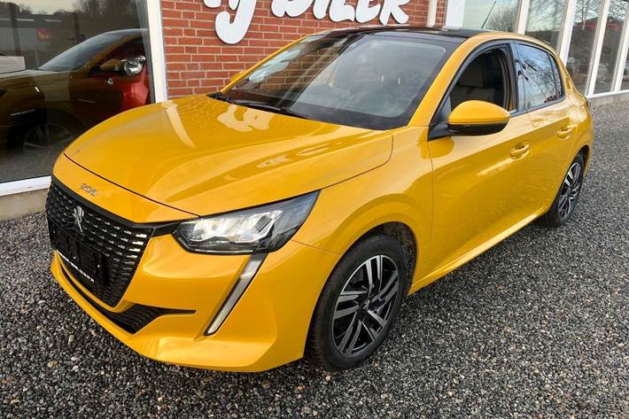 Gul Peugeot 208 fra 2020 set udefra
