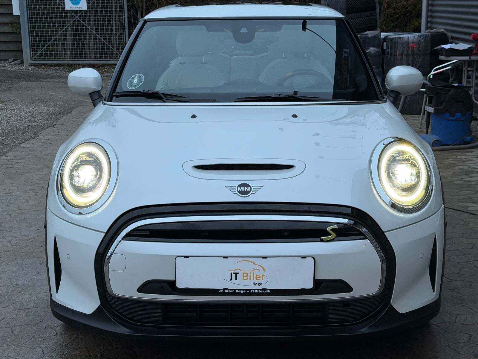 Mini Cooper SE Maximise