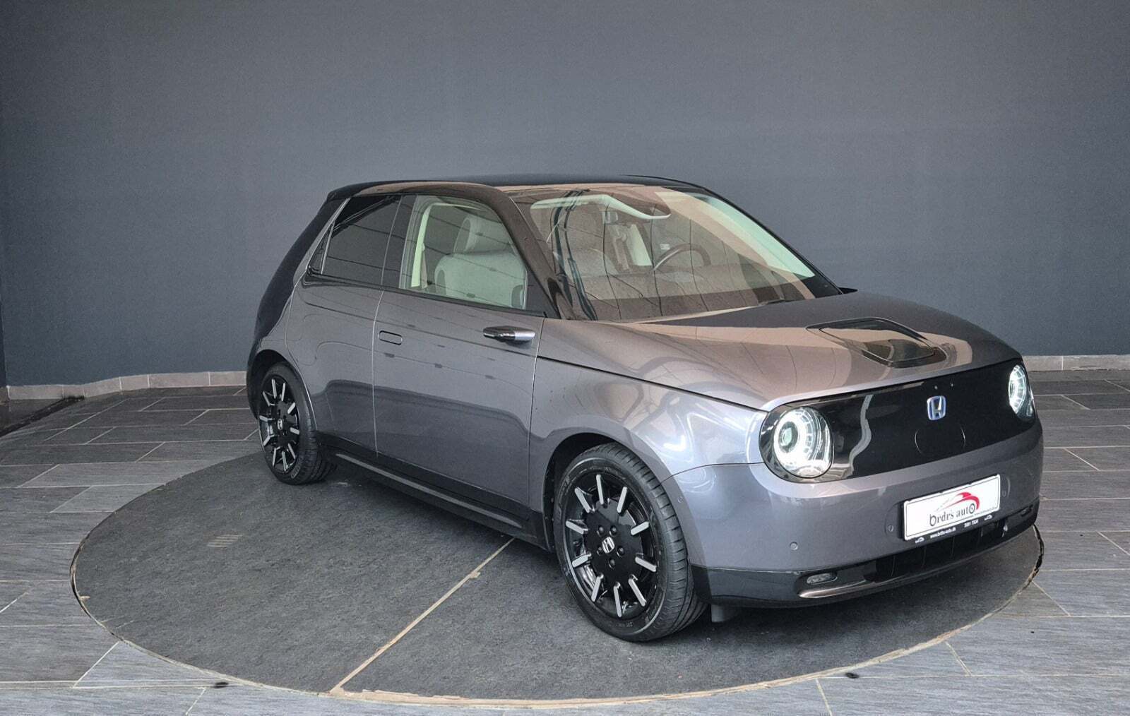 Honda e