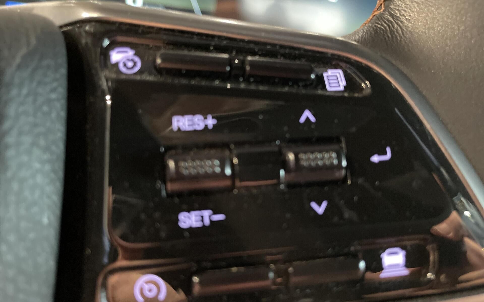 Grøn KGM Torres EVX fra 2024