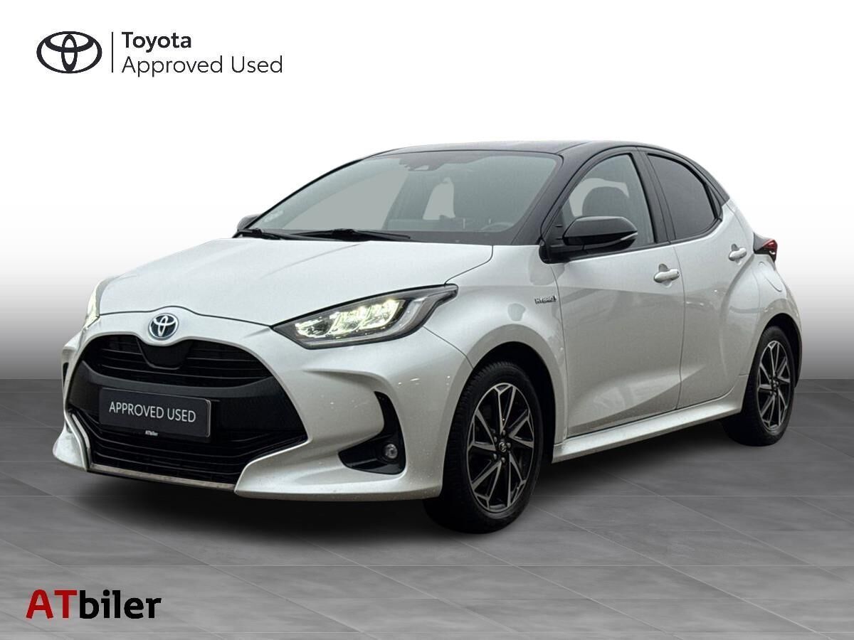 Toyota Yaris 1,5 Hybrid Style Bi-tone 116HK 5d Trinl. Gear