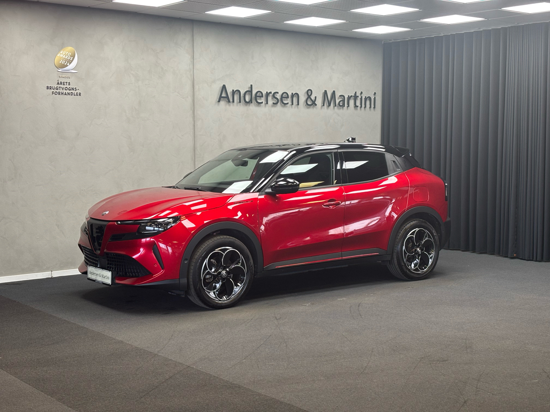 Alfa Romeo Junior EL Speciale 156HK 5d Aut.