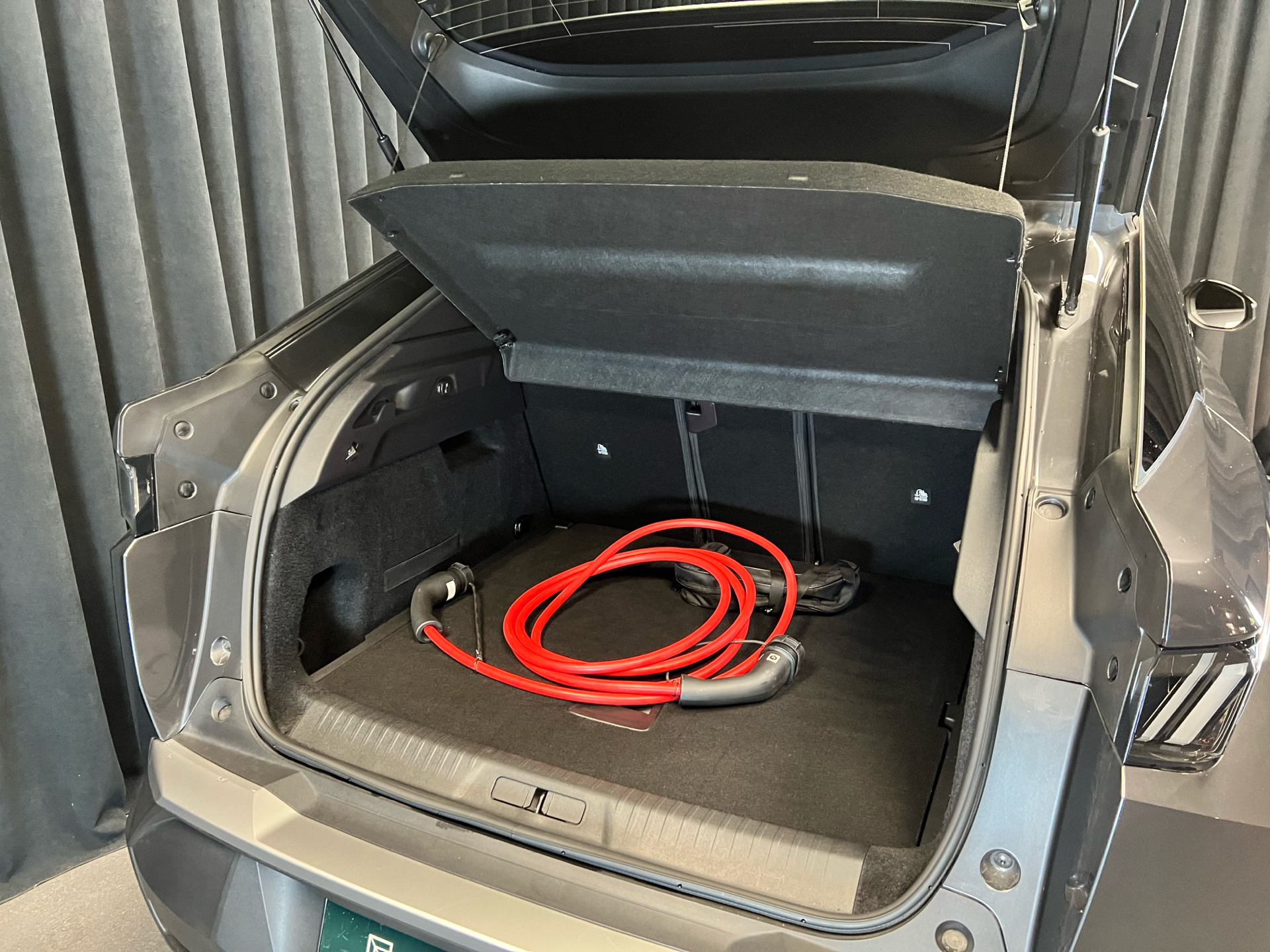 Peugeot e-3008 EL GT 210HK 5d Aut.