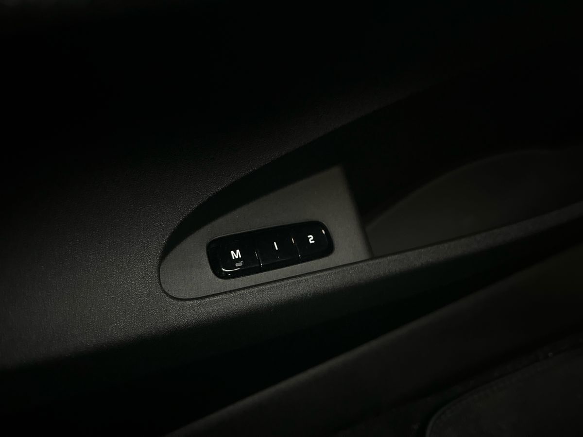 Hvid Polestar 2 fra 2023