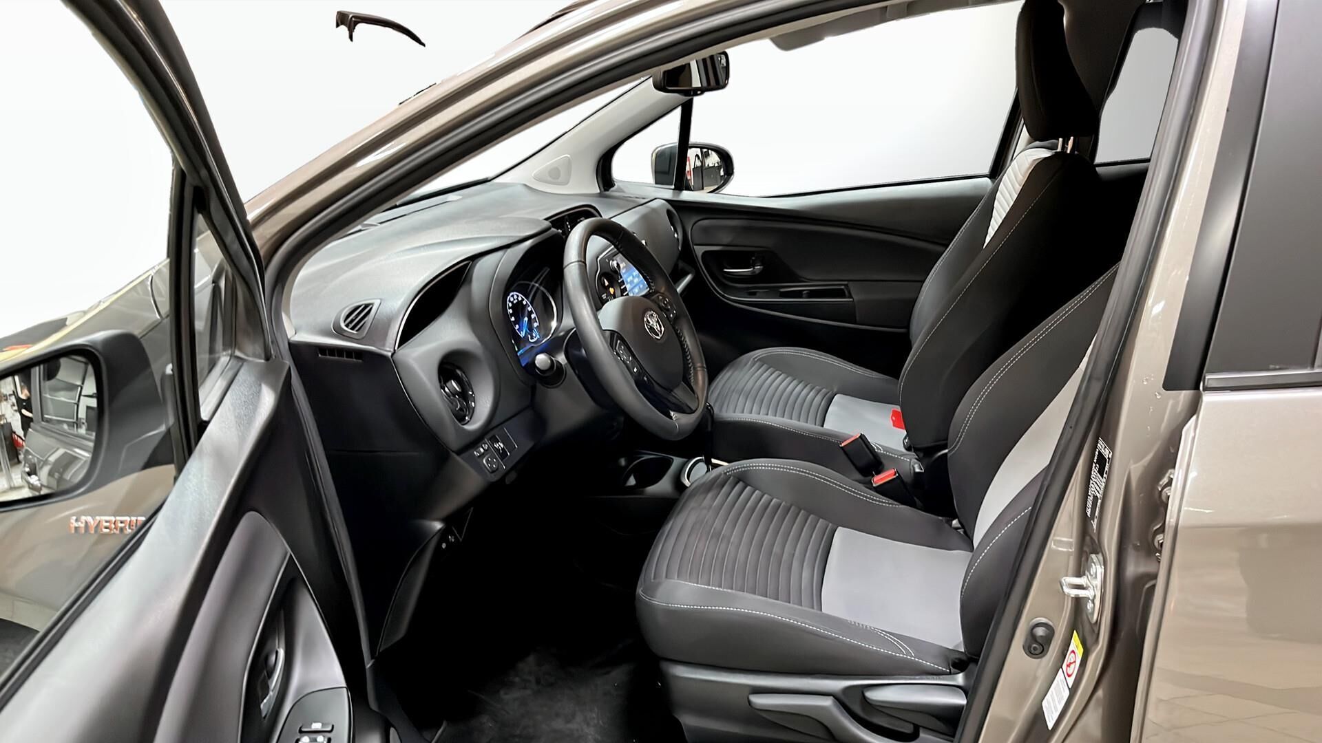 Toyota Yaris 1,5 Hybrid H3 Smartpakke E-CVT 100HK 5d Trinl. Gear