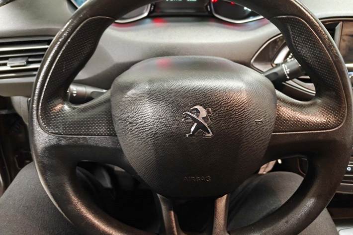 undefined Peugeot 308 fra 2014
