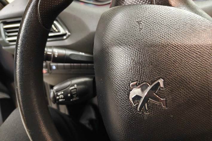 undefined Peugeot 308 fra 2014