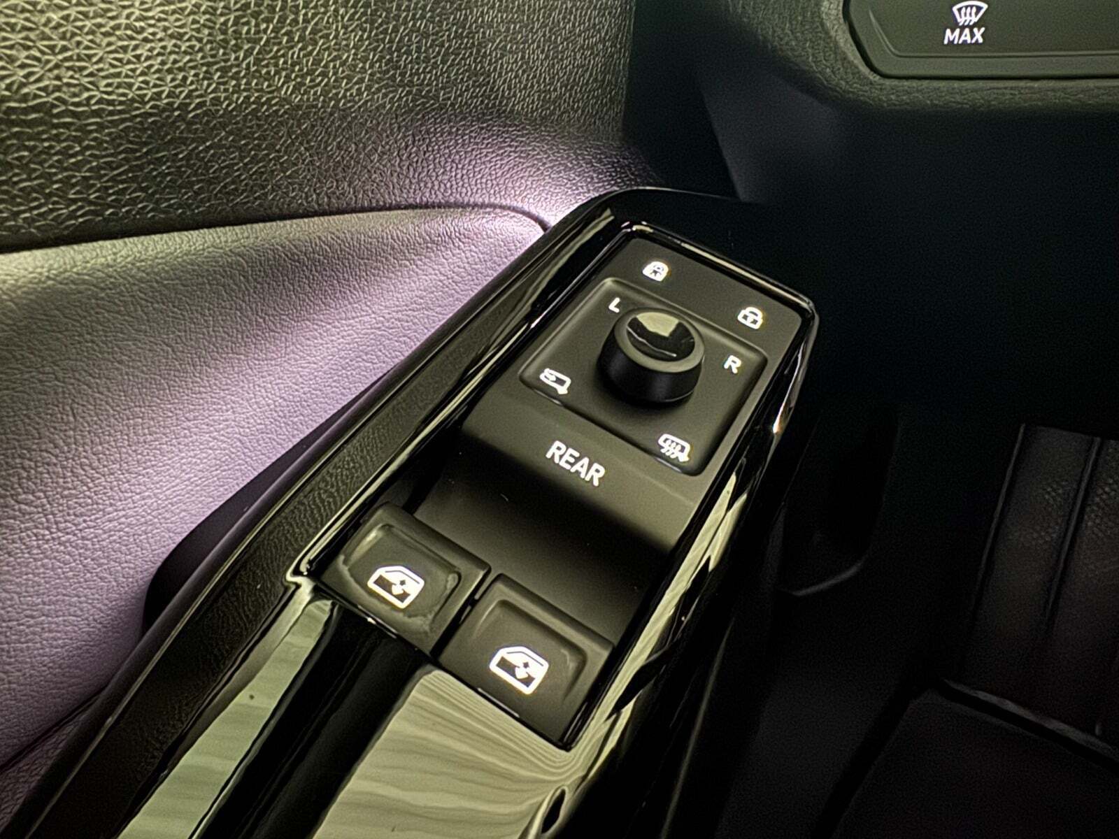 Grå VW ID.4 fra 2021