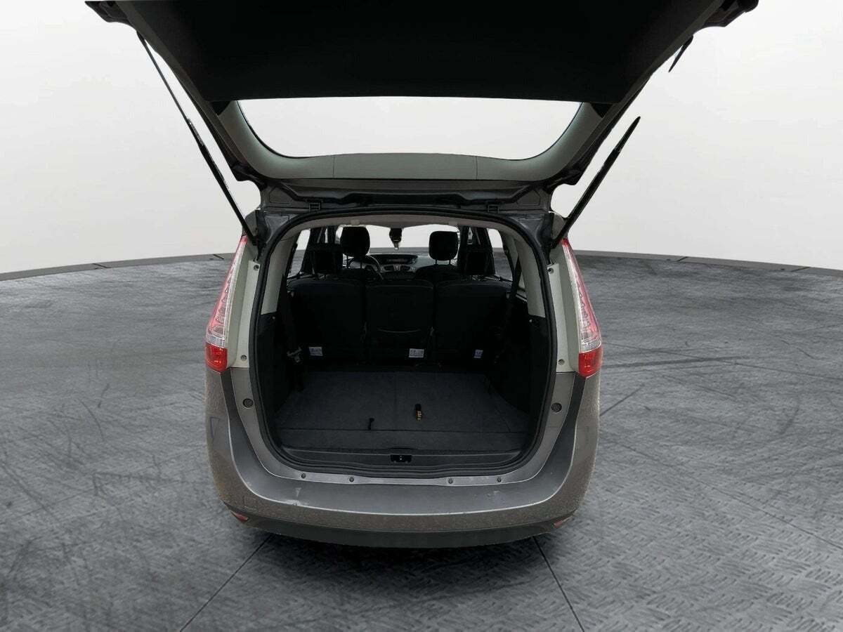 undefined Renault Grand Scenic III fra 2011
