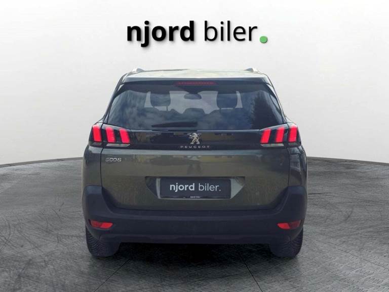 Peugeot 5008 1,2 e-THP 130 Active 7prs