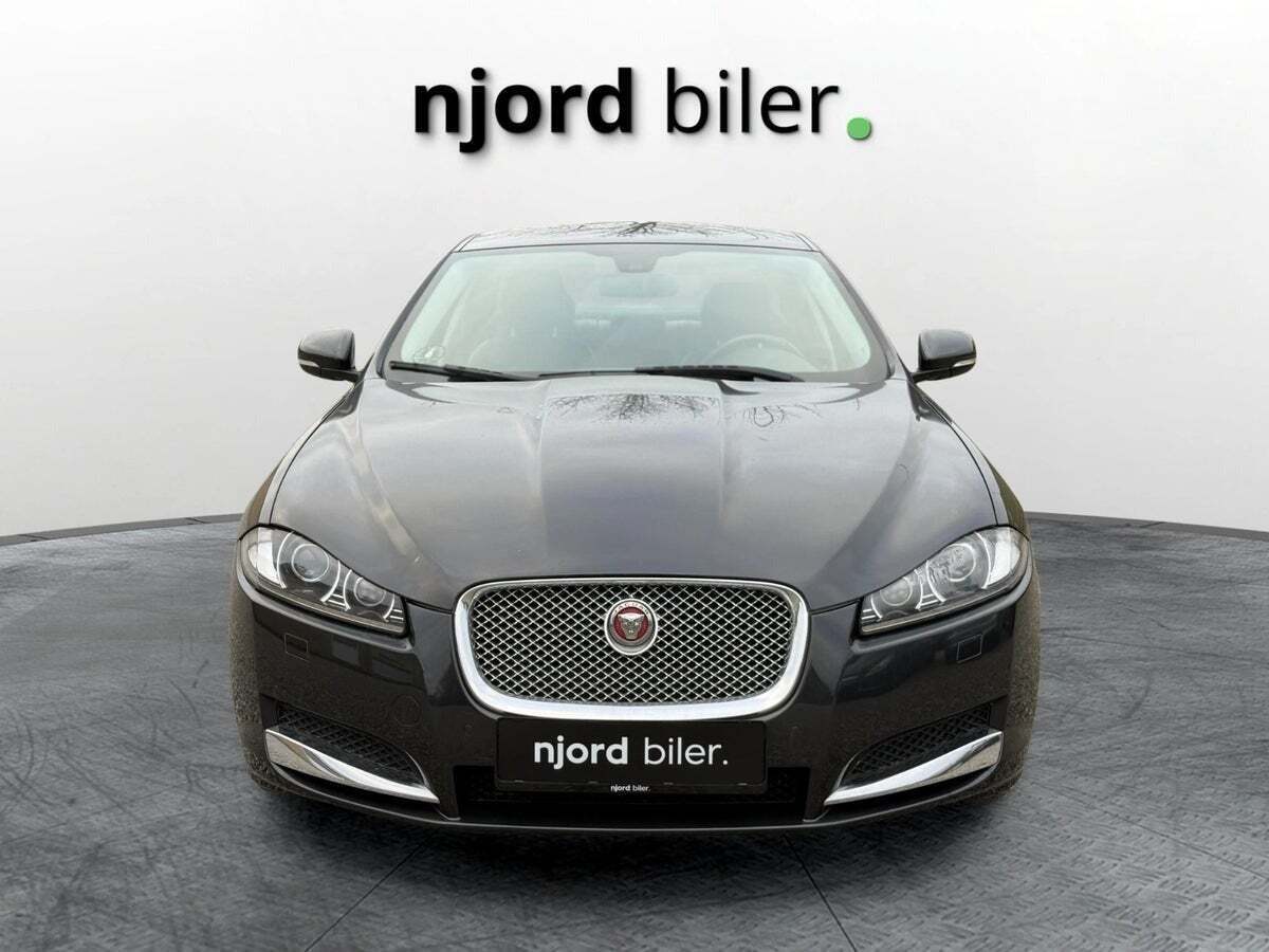 Jaguar XF 2,2 D 163 Luxury aut.