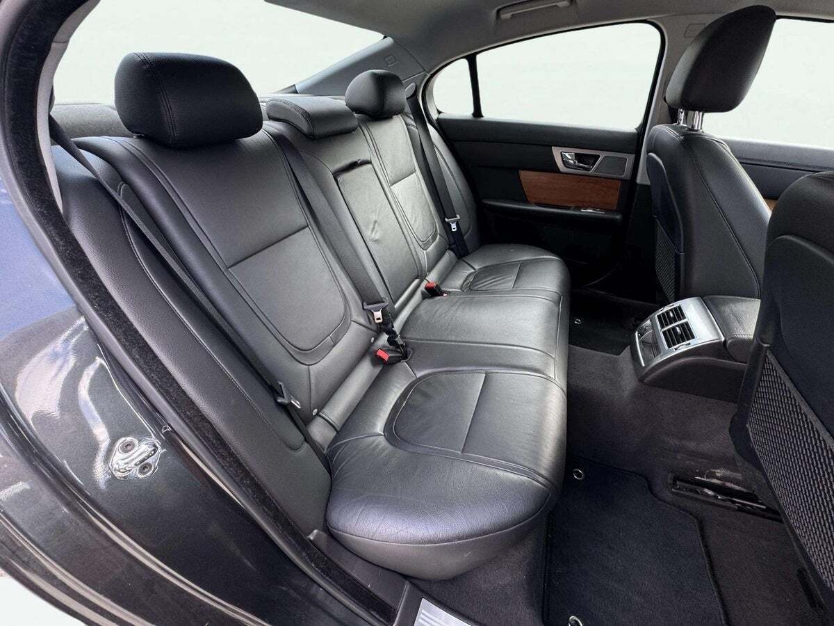 undefined Jaguar XF fra 2015