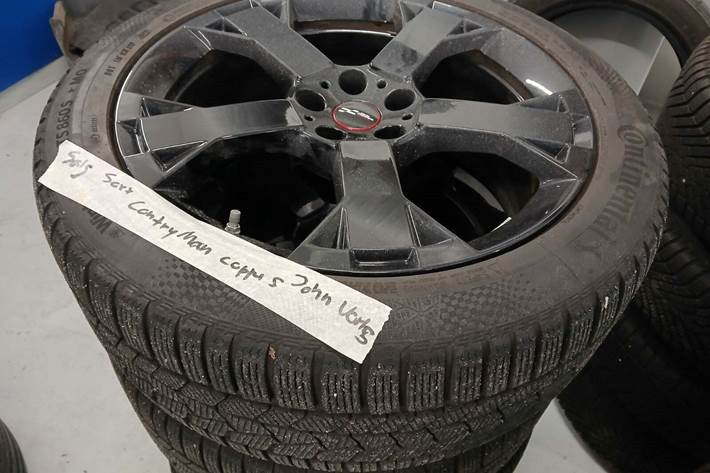 Sort Mini Countryman SE fra 2025