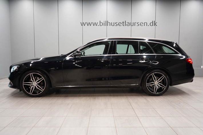 Sort Mercedes E220 d fra 2018
