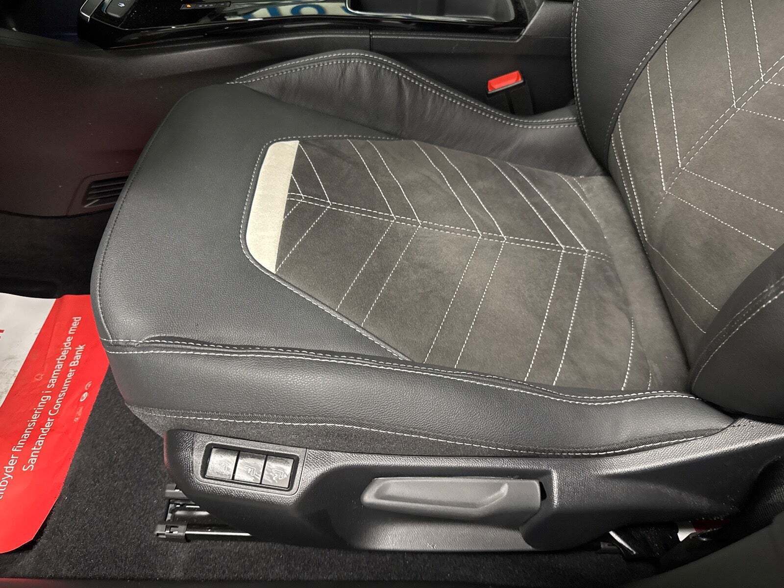 Grøn Opel Mokka-e fra 2024