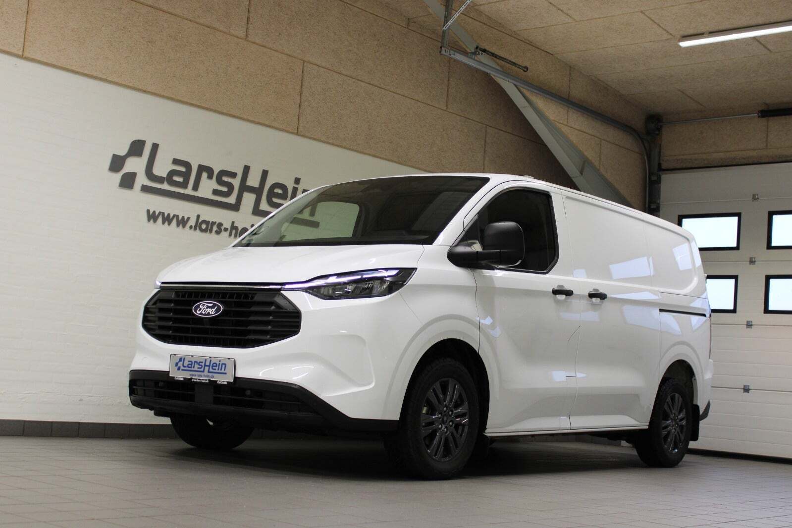 Ford Transit Custom 320S 2,5 PHEV Limited CVT