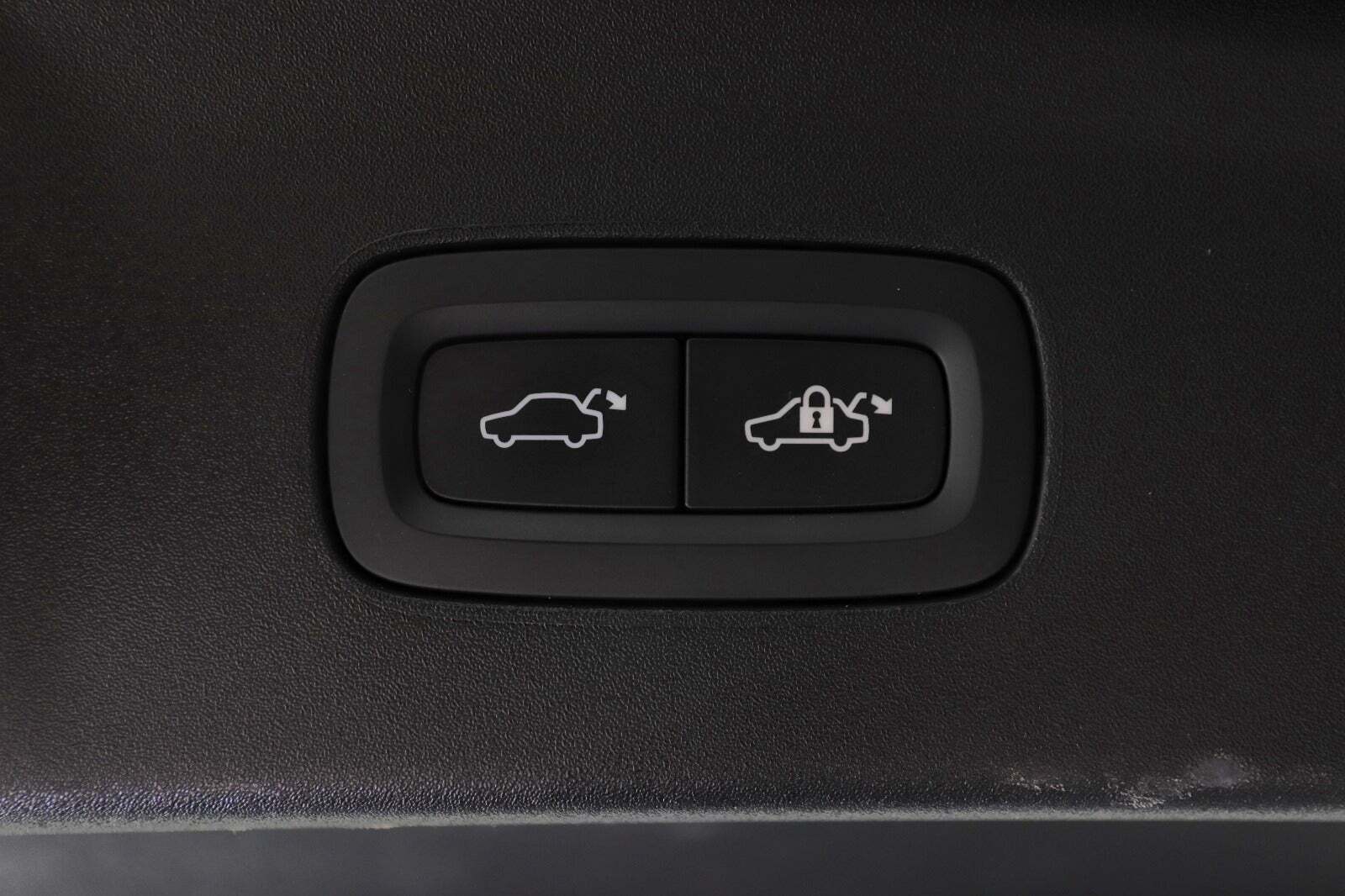 Sort Polestar 2 fra 2023