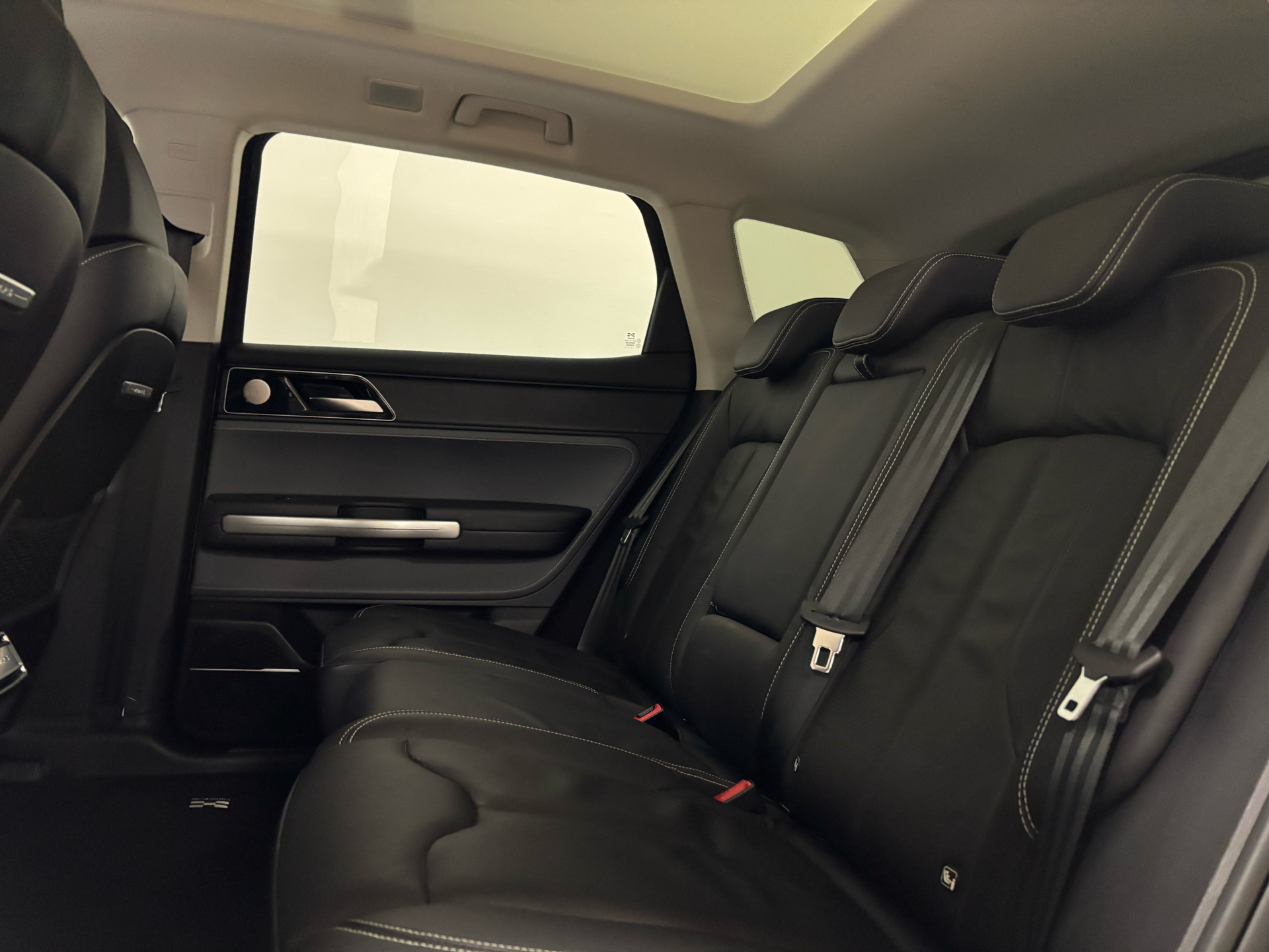 Aiways U5 EL Premium 204HK 5d Aut.