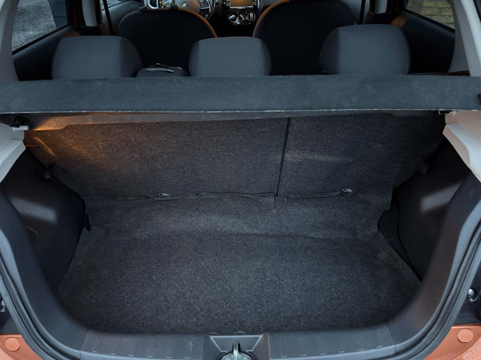 Kobber Mitsubishi Space Star fra 2017