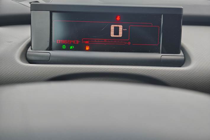 Grå Citroën C4 Cactus fra 2015