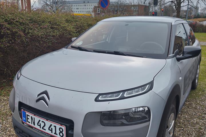 Grå Citroën C4 Cactus fra 2015