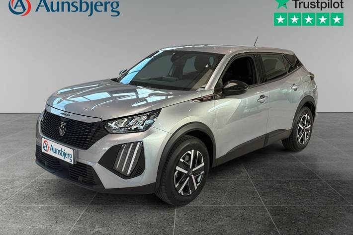 Grå Peugeot e-2008 fra 2025 set udefra