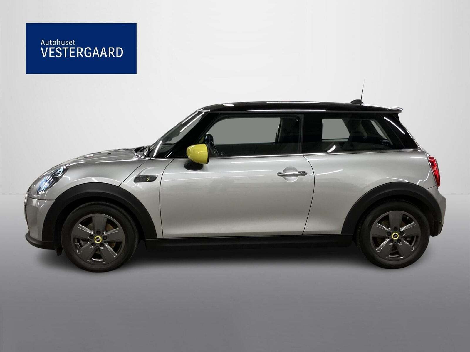 Mini Cooper SE Classic Trim