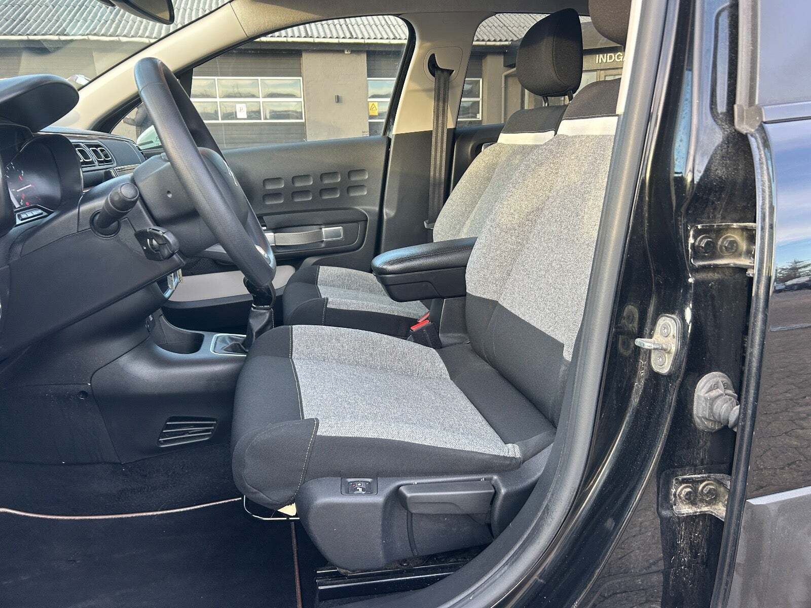 Sort Citroën C3 fra 2020