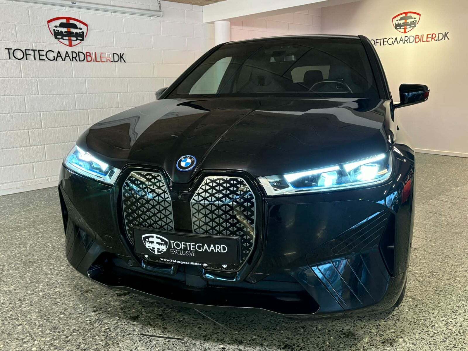 BMW iX xDrive50 Supercharged