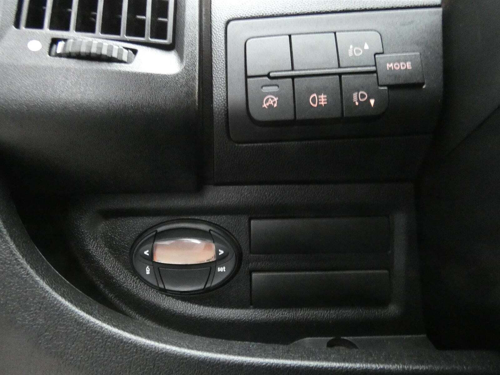 Sølv Peugeot Boxer 335 fra 2019