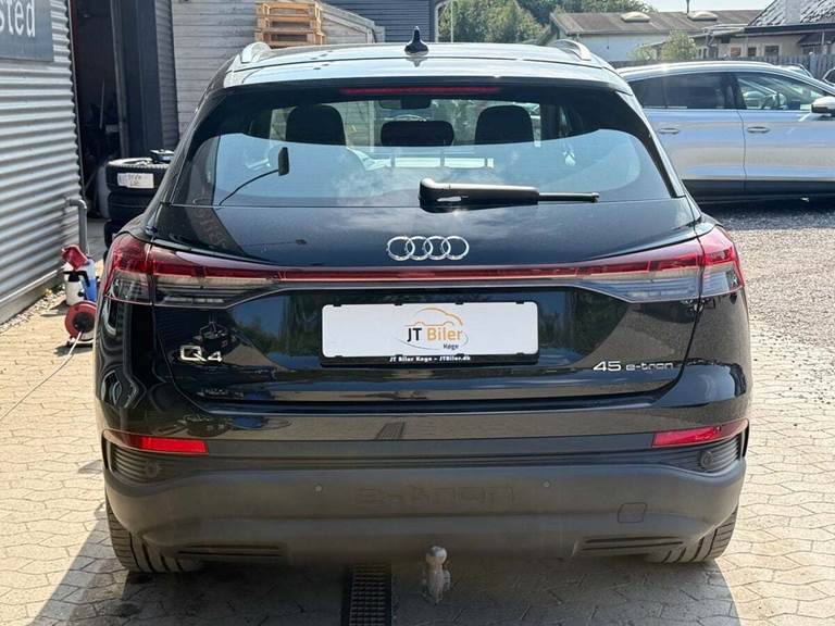 Audi Q4 e-tron 45 Progress