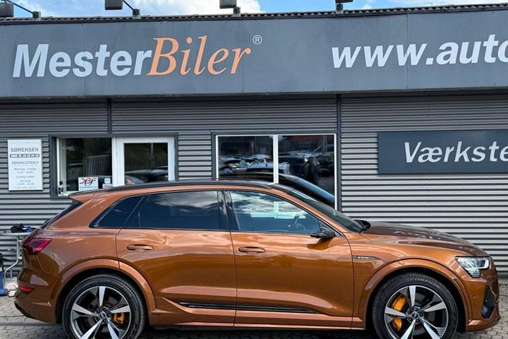 Bronze Audi e-tron S fra 2021