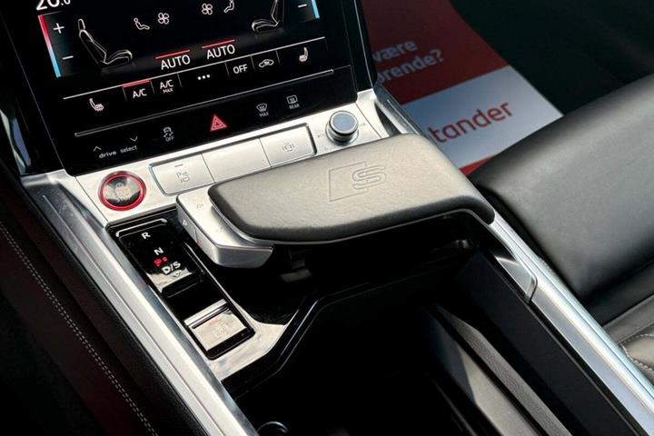 Bronze Audi e-tron S fra 2021