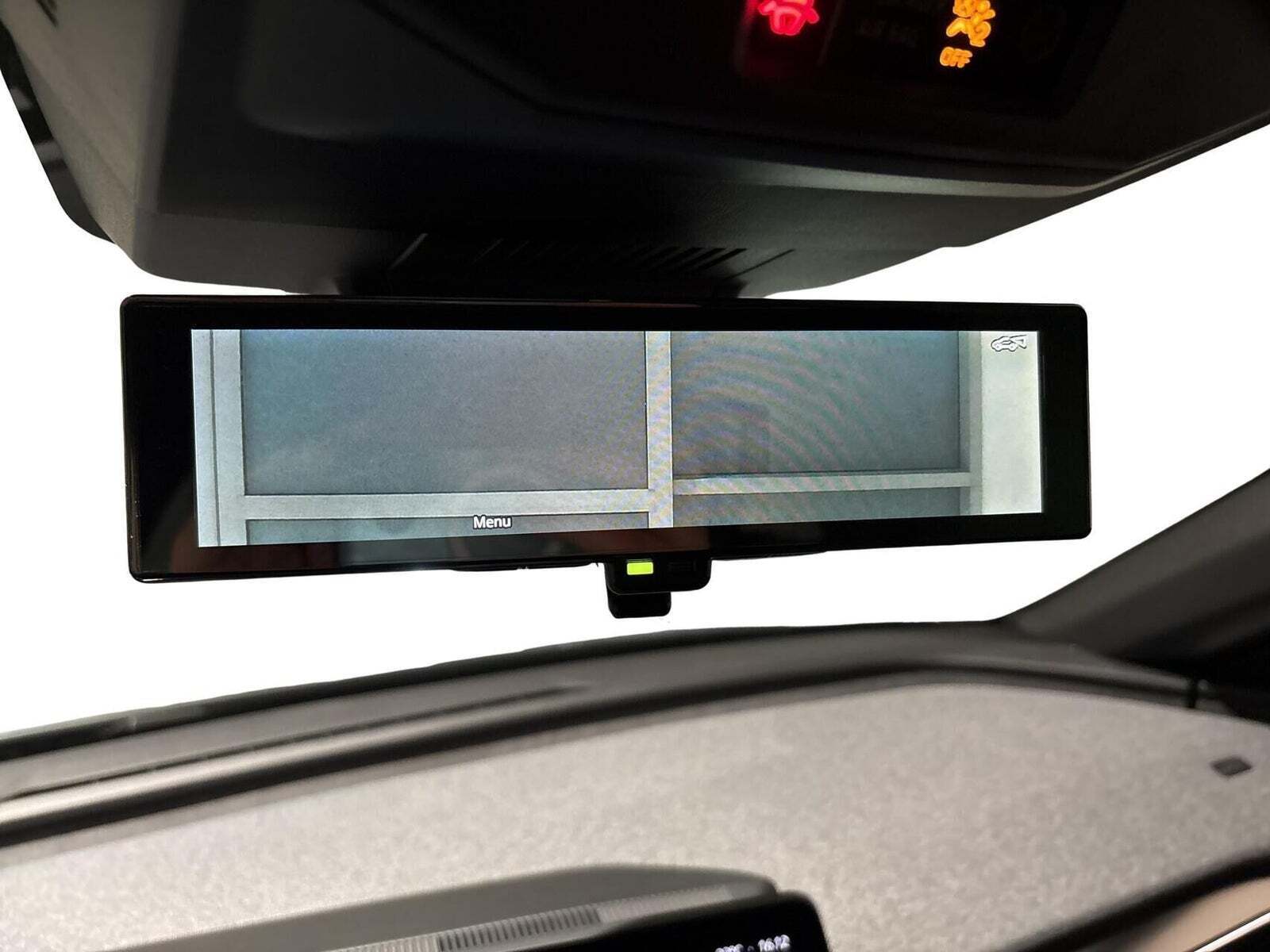 Grå Renault Megane E-Tech fra 2022