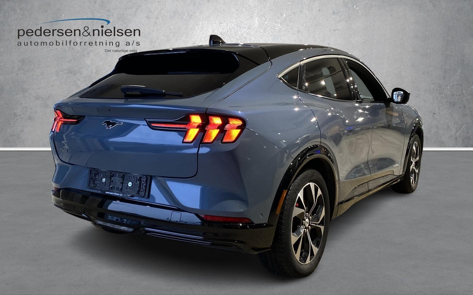 Ford Mustang Mach-E EL SR Premium AWD 269HK 5d Aut.